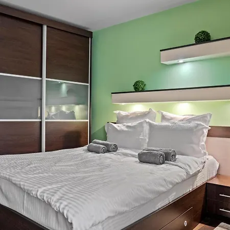 4 Unirii 47 Bucharest