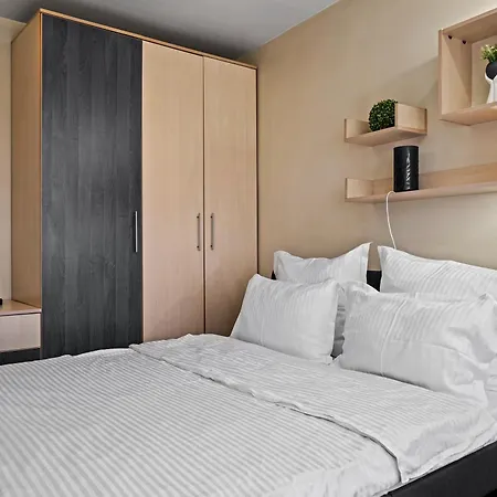 4 Unirii 47 * Βουκουρέστι