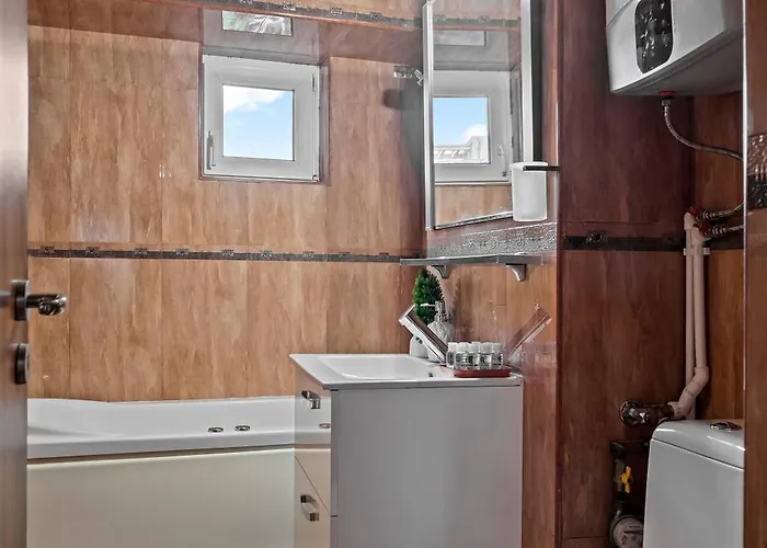 4 Unirii 47 * Boekarest