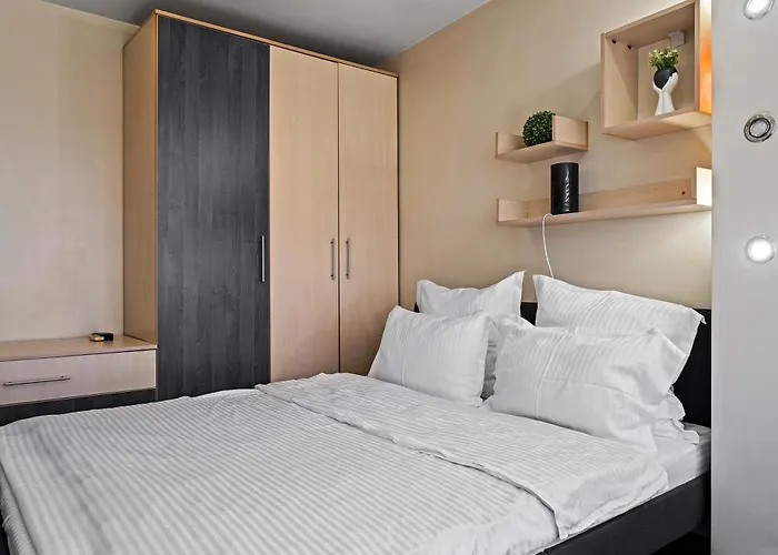 4 Unirii 47 * Boekarest